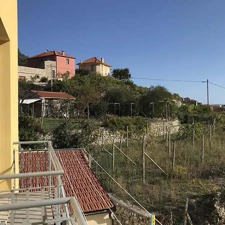 Appartamento Alessandra Finale Ligure Exterior photo